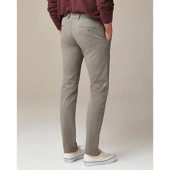 J. Crew Men's 484 Slim-Fit Tech Straight Pant CG696 Mushroom Size 31/30 NWT - Picture 2 of 3